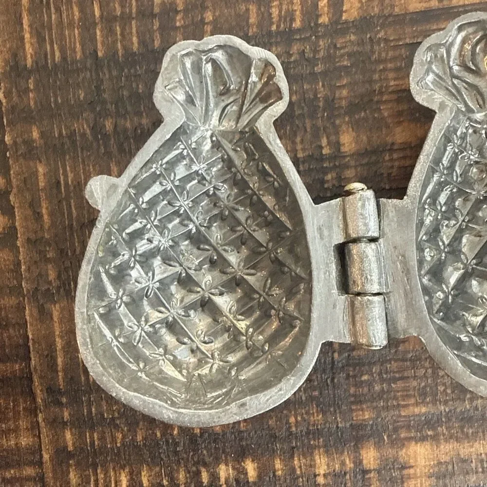 Vintage Pewter Ice Cream Chocolate Candy Mold Pineapple Welcome Hospitality